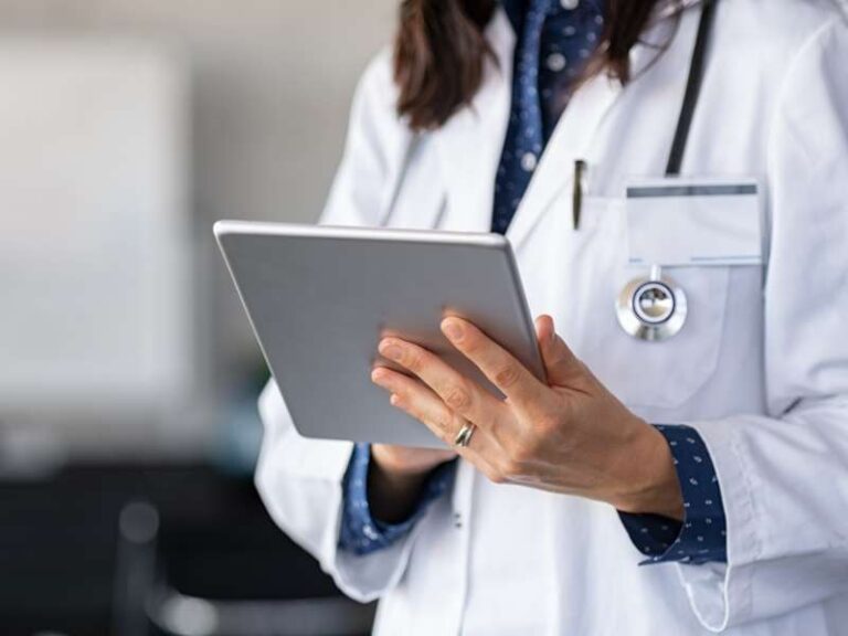 o que faz um endocrinologista?
